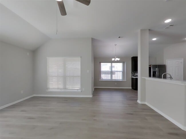 Photo - 6834 Oaken Gate Way