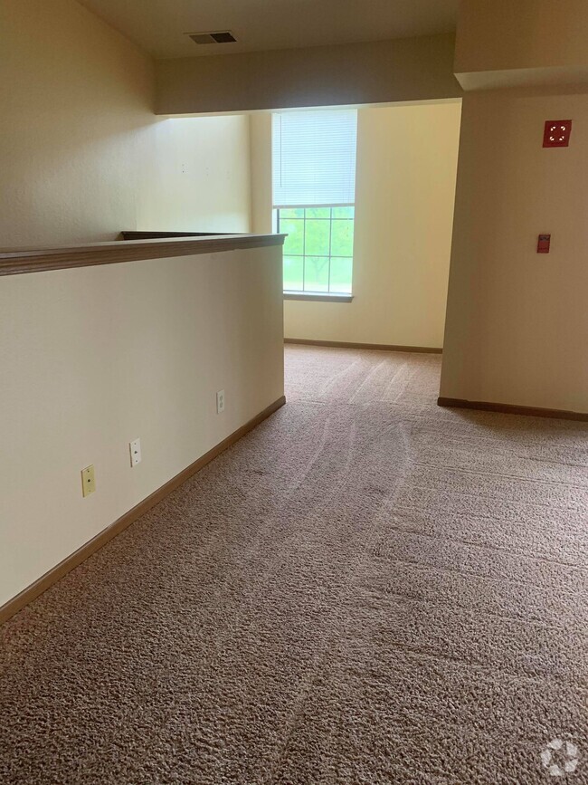 Building Photo - 1070 Prospect Ave Unit 4 Rental