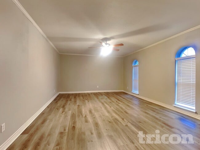 Photo - 1201 Kingston Dr