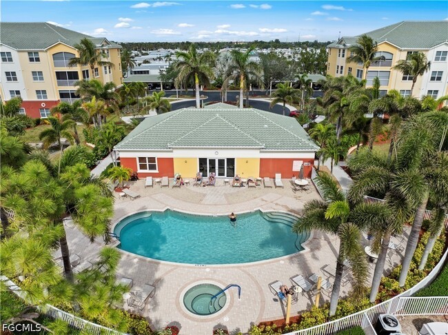 Photo - 11041 Gulf Reflections Drive Unit 305