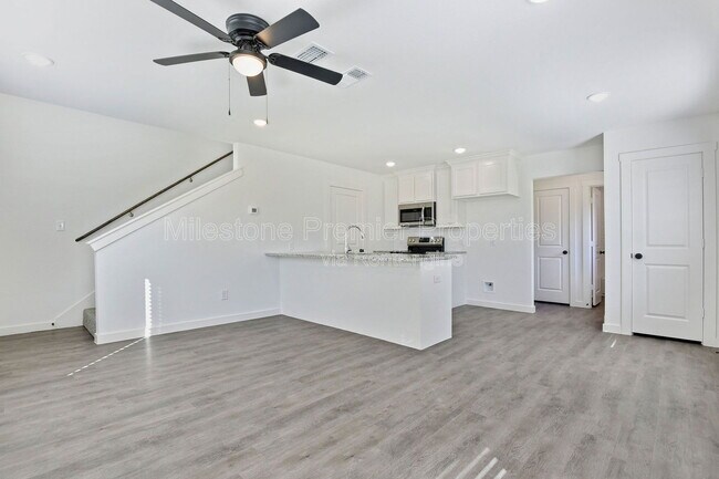 Photo - 603 W Johnson St