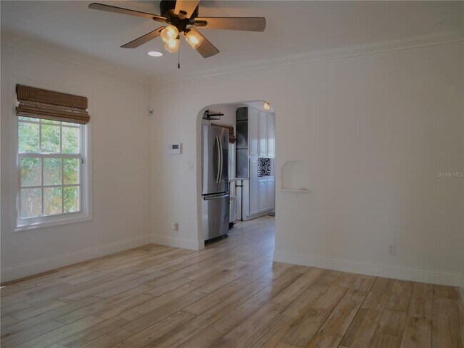 Photo - 2916 N Woodrow Ave