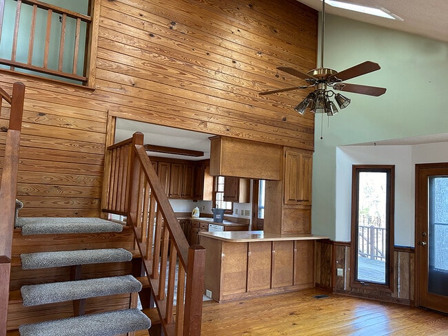 Photo - 6707 Guess Rd