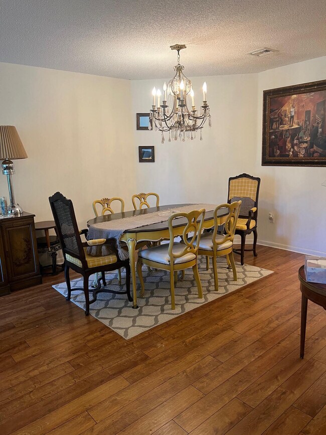 Photo - 5265 Brisata Cir Unit E