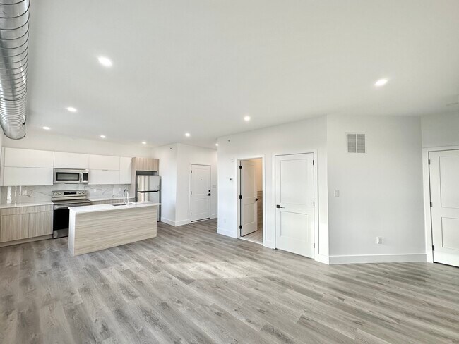 Photo - 1841 Hartranft St Apartments