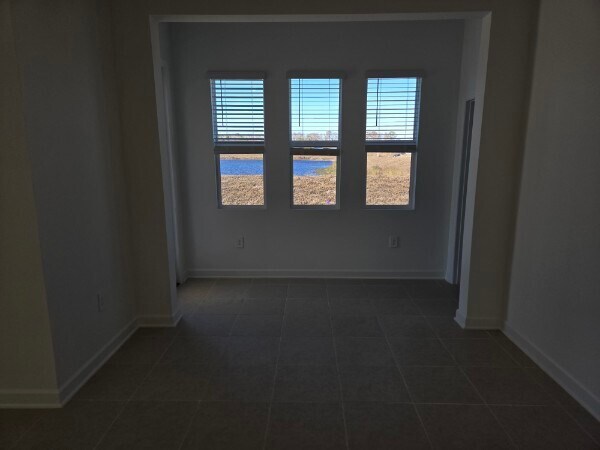 Photo - 4894 Waltham Forest Dr