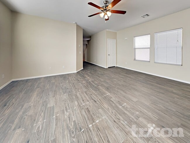 Photo - 8505 N 64th Ln