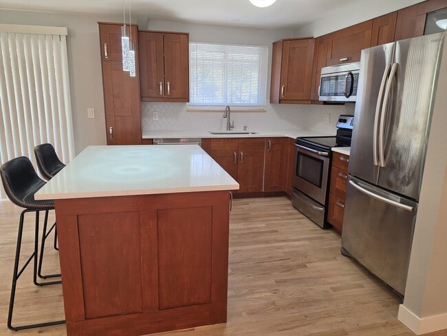 Photo - 1533 S Jamaica St