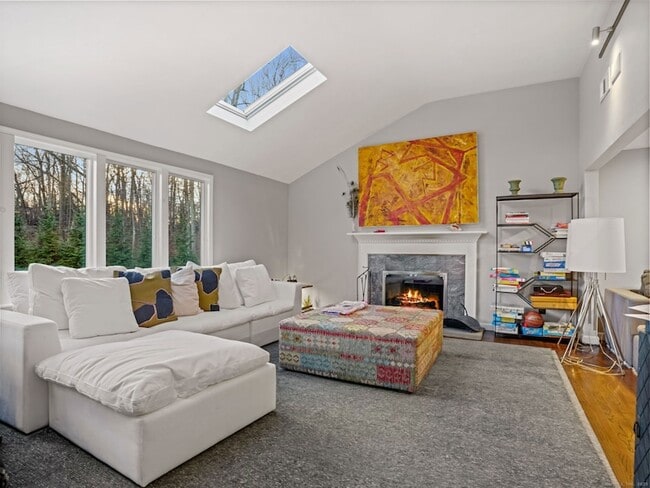 Photo - 10 Tupelo Rd