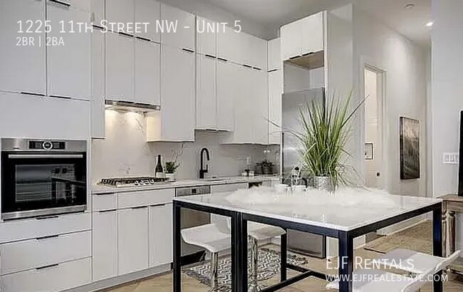 Photo - 1225 11th St NW Unidad 5