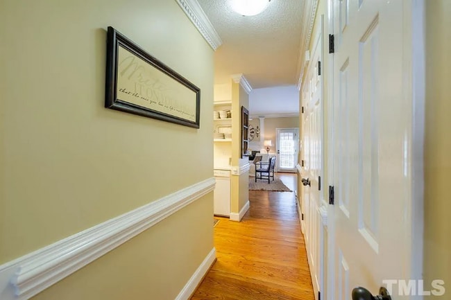 Photo - 56 Forest Oaks Dr
