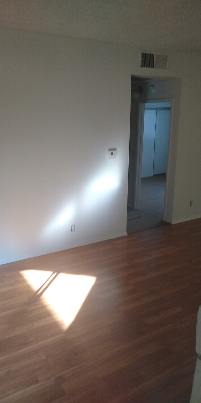 Photo - 13561 Moorpark St Unit 108