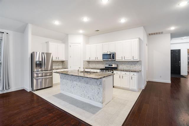 Photo - 2144 Spencer Ln