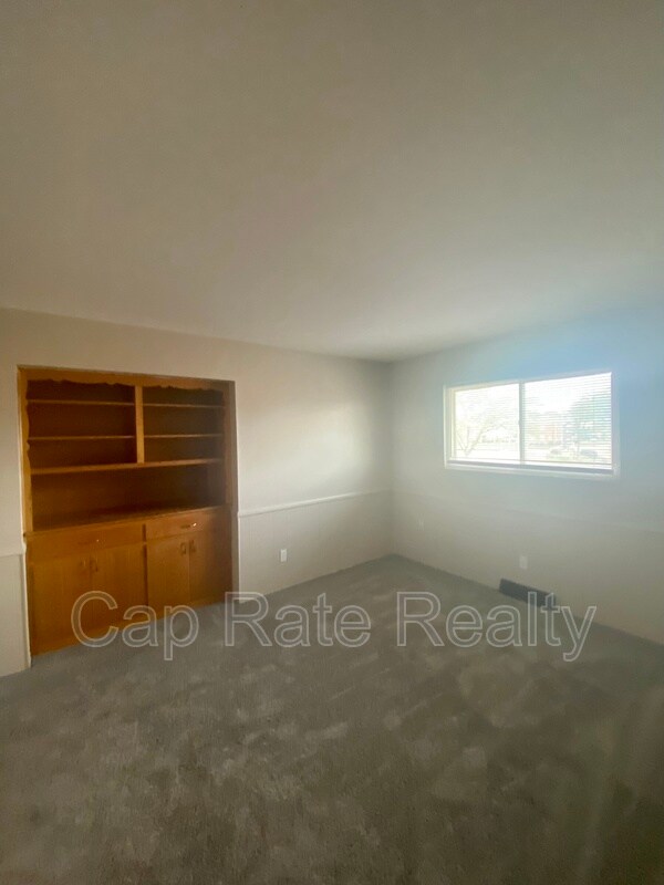 Photo - 26 S Hampton Rd