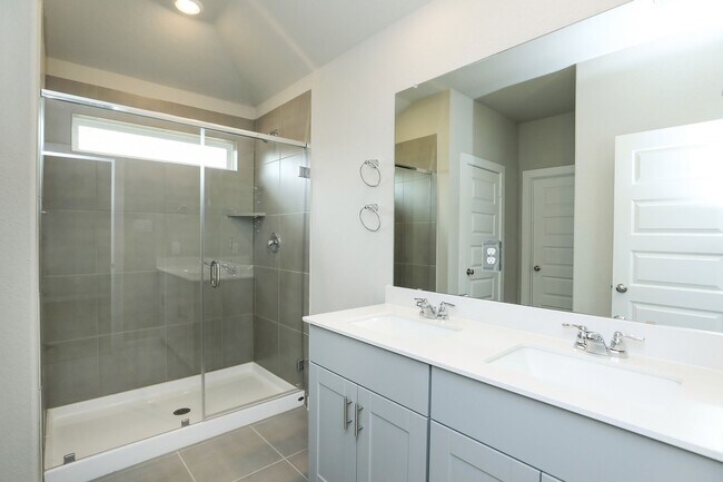 Photo - 14110 Greystone Ter St