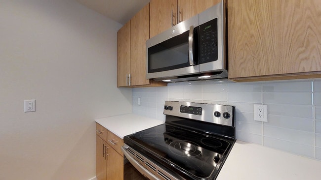 Stainless Steel Appliances - Fisher Trails