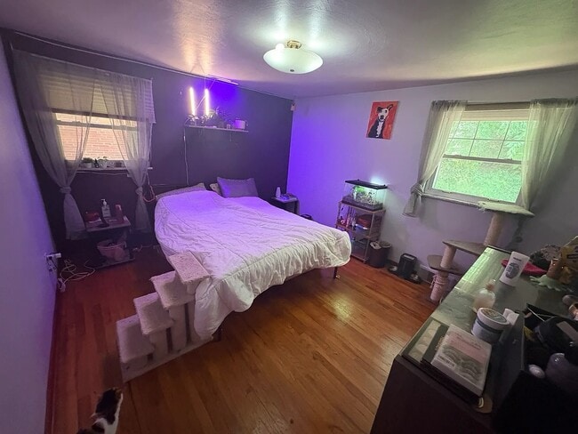 Photo - 645 Grandview Ave