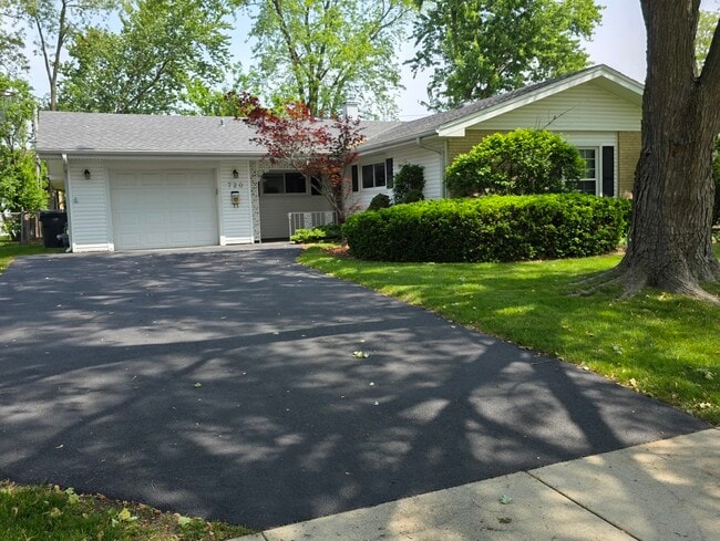 Photo - 720 Alcoa Ln House