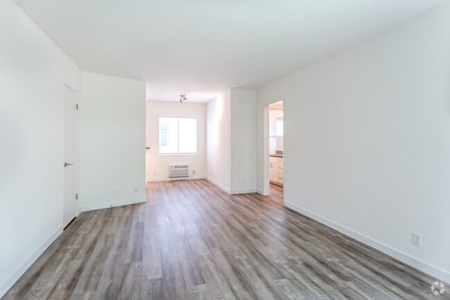 1BR,1BA- Living Room