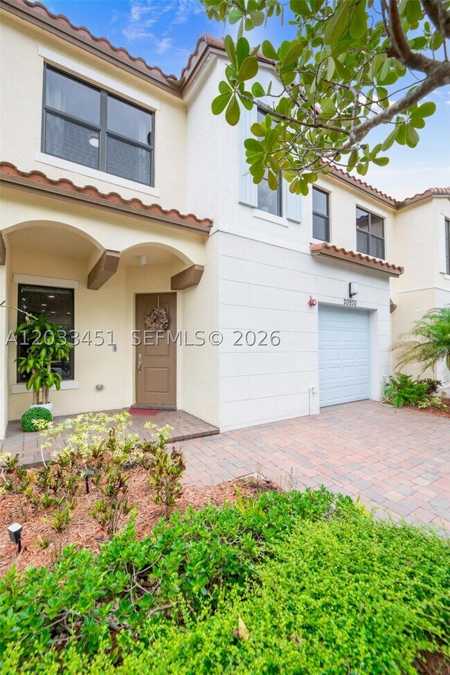 Photo - 20930 NW 1st St