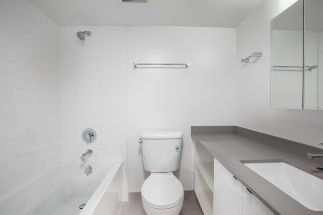 Photo - Central Plaza Unité 01803