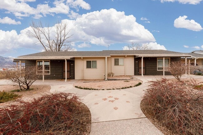 Building Photo - 429Guerrero Unit 429Guerrero