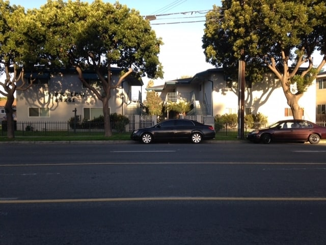 Photo - Parkview Apts