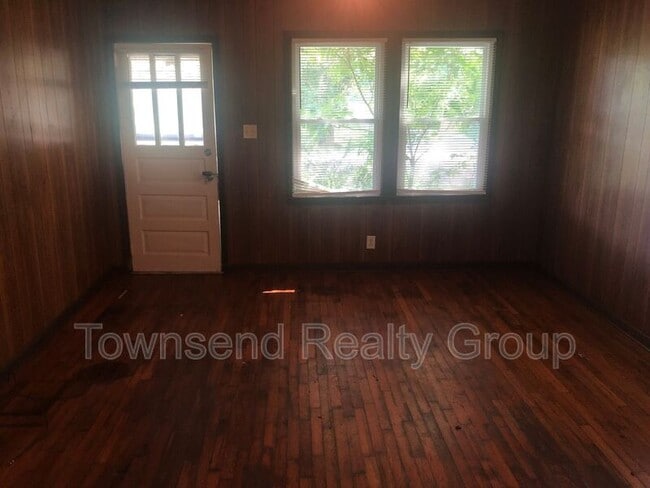 Photo - 2143 Culp Cir