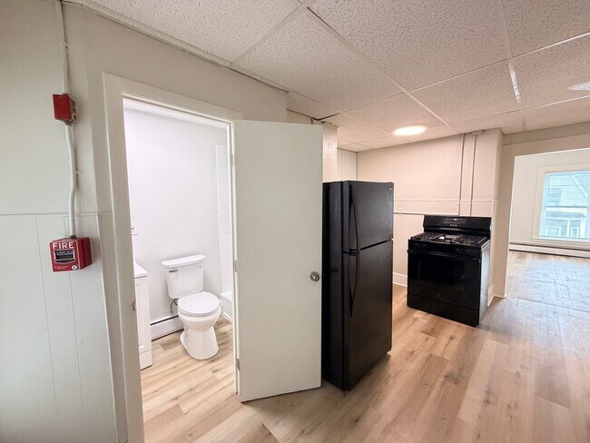 657 Chestnut St Unidad 2