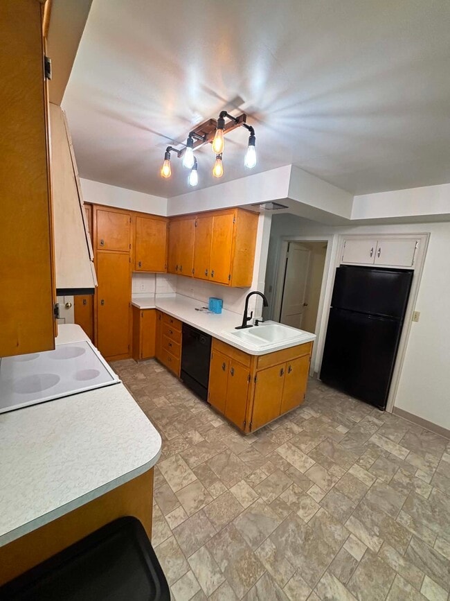 Photo - 917 2nd Pl NE