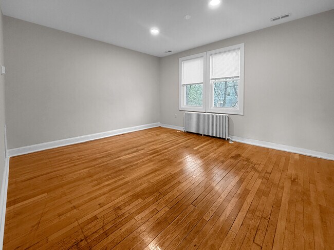 Photo - 4800 3rd St NW Apartamentos