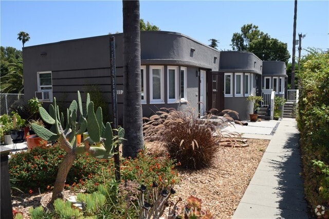 Building Photo - 1120 S Patton Ave Rental