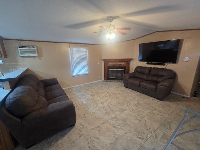 Photo - 7871 S Pistol Hill Rd