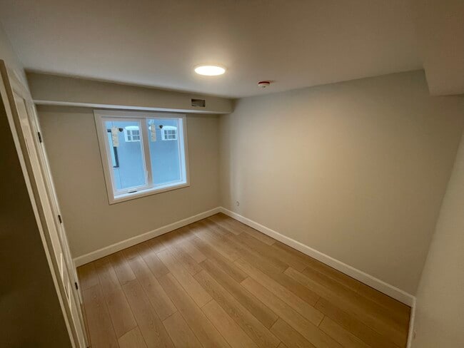 Photo - 118 Russell Ave