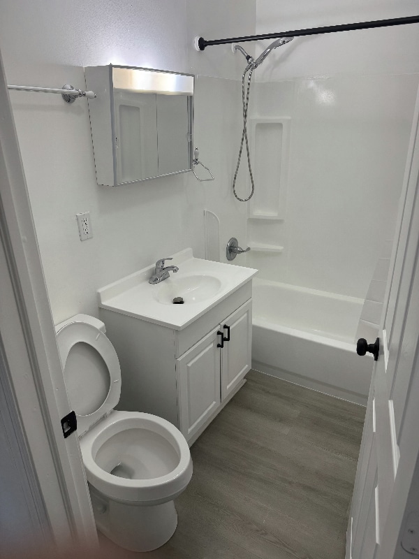 Photo - 1596 S Champion Ave