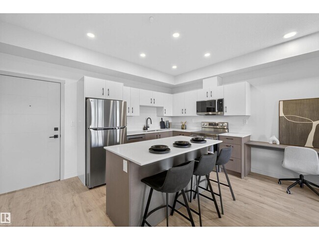 Photo - 355 Clareview Station Dr NW