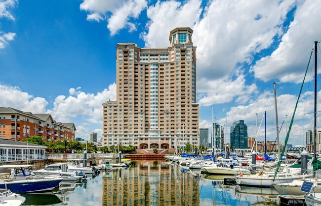 Building Photo - 100 Harborview Dr