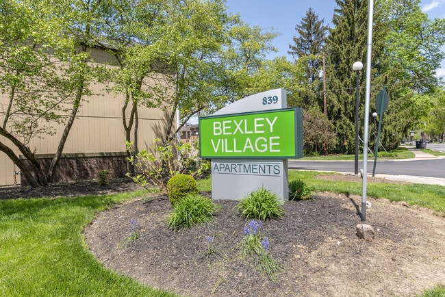 Building Photo - Bexley Village