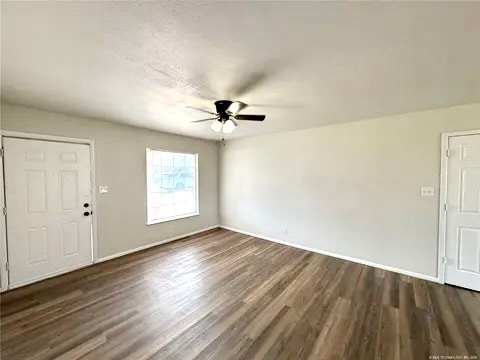 Photo - 525 Cottonwood St