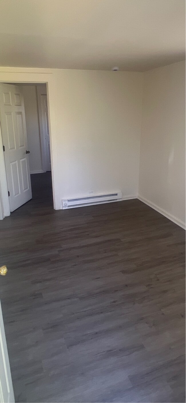 902 S Jackson St Unit Rear Unit