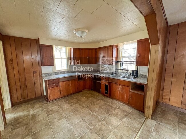 Photo - 1122 W 3rd Ave Unidad House