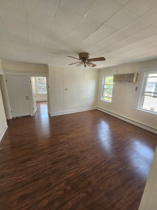50 Oliver St Unit 2