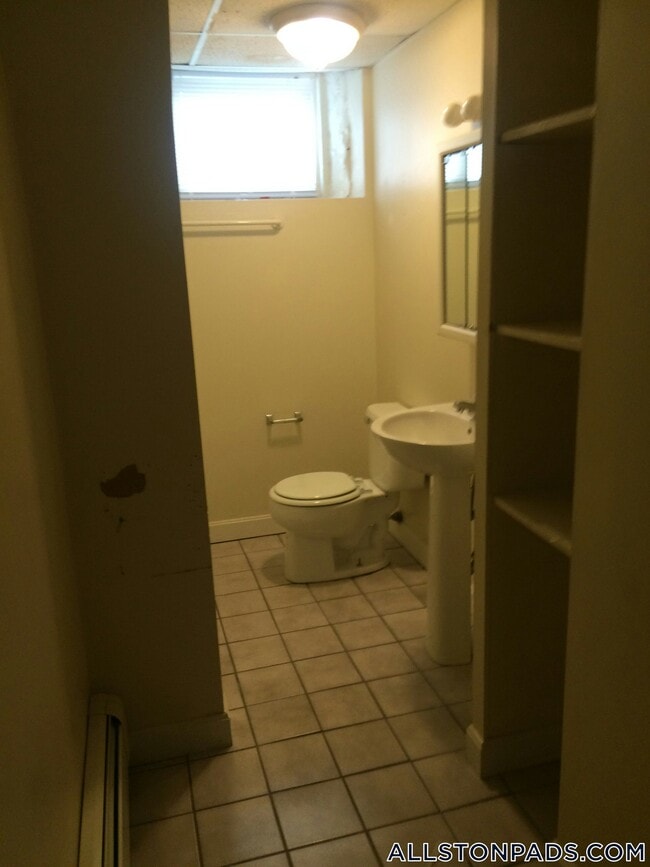 Building Photo - 25 N Beacon St