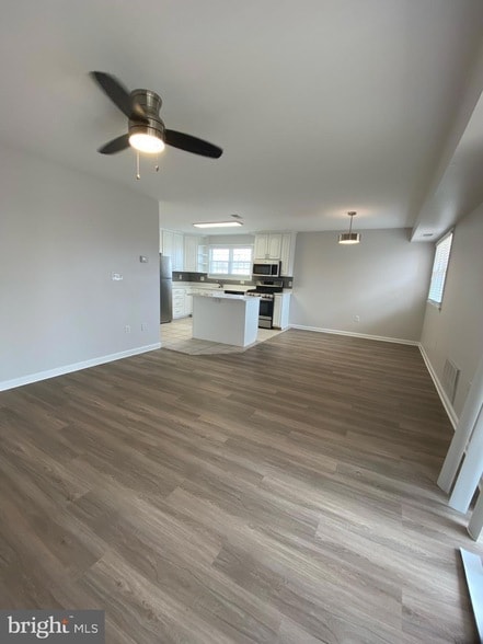Photo - 1124 Chesapeake Dr