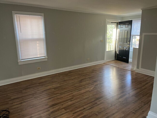 Photo - 1 Bed, 1 Bath House