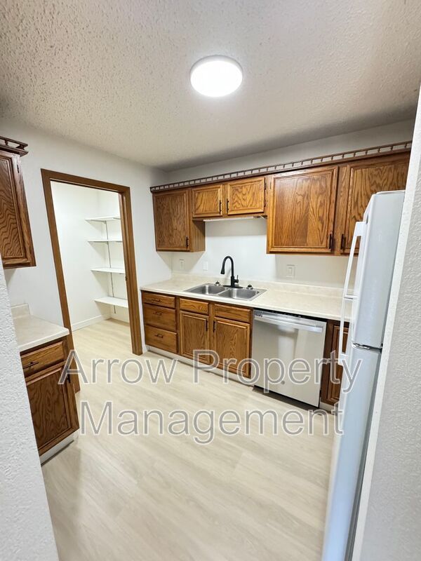 Photo - 205 E Arbor Ave