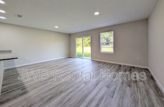 Photo - 1116 Comanche St