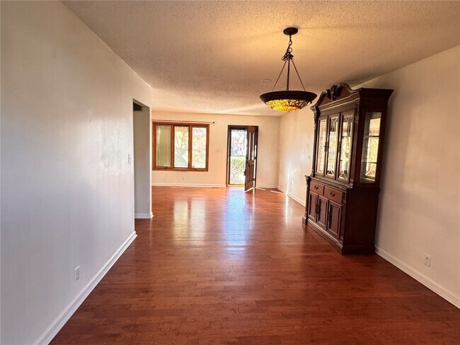 Photo - 3626 Blecha Rd