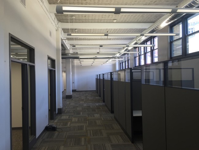 Photo - The Sinclair