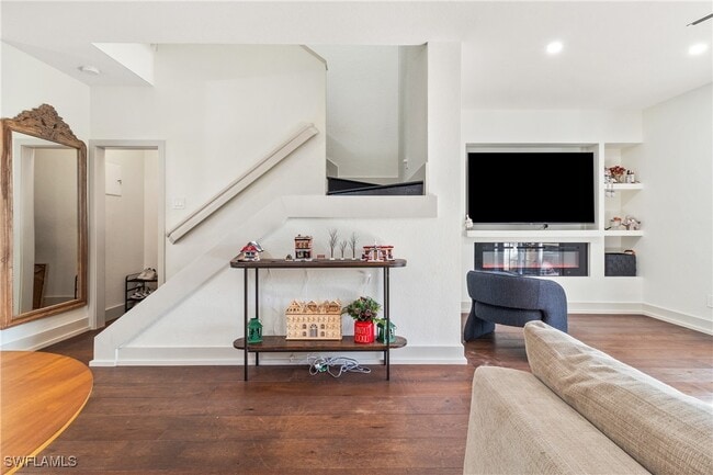 Photo - 9573 Roundstone Cir Townhome